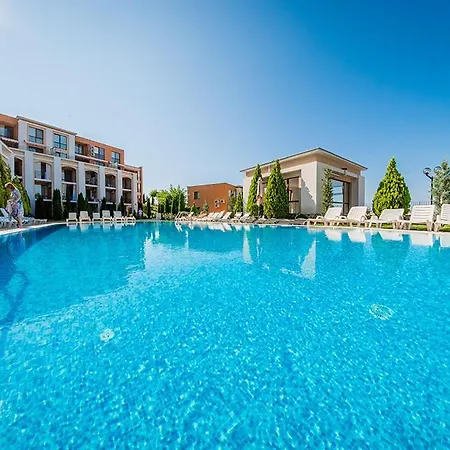 Sea Coast - 17 Pools Included Apartment *